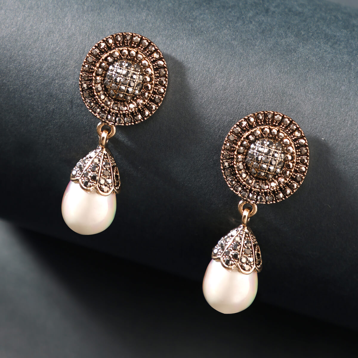 Pearl Orbit Earrings