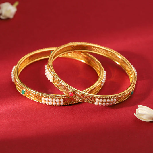 Kundan Bangle With Pearls