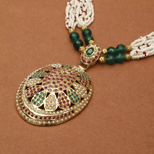 OPULENT JADAU PENDANT